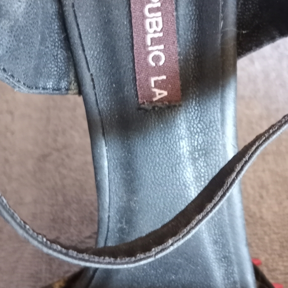 Shoe Republic platforms size 6 - Picture 3 of 5